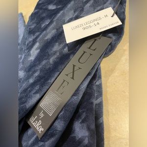 LulaRoe size large Luxe leggings